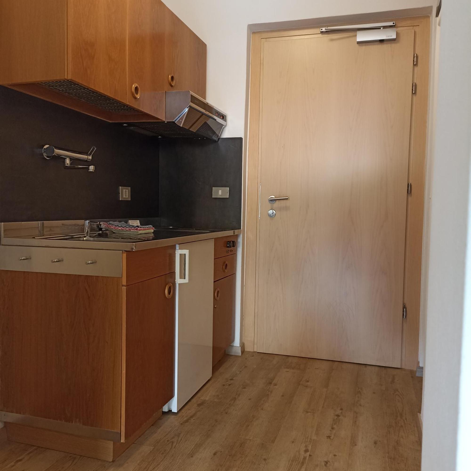 Ferienwohnungen St Hippolyt Mit Hallenbad Lagundo Exterior foto